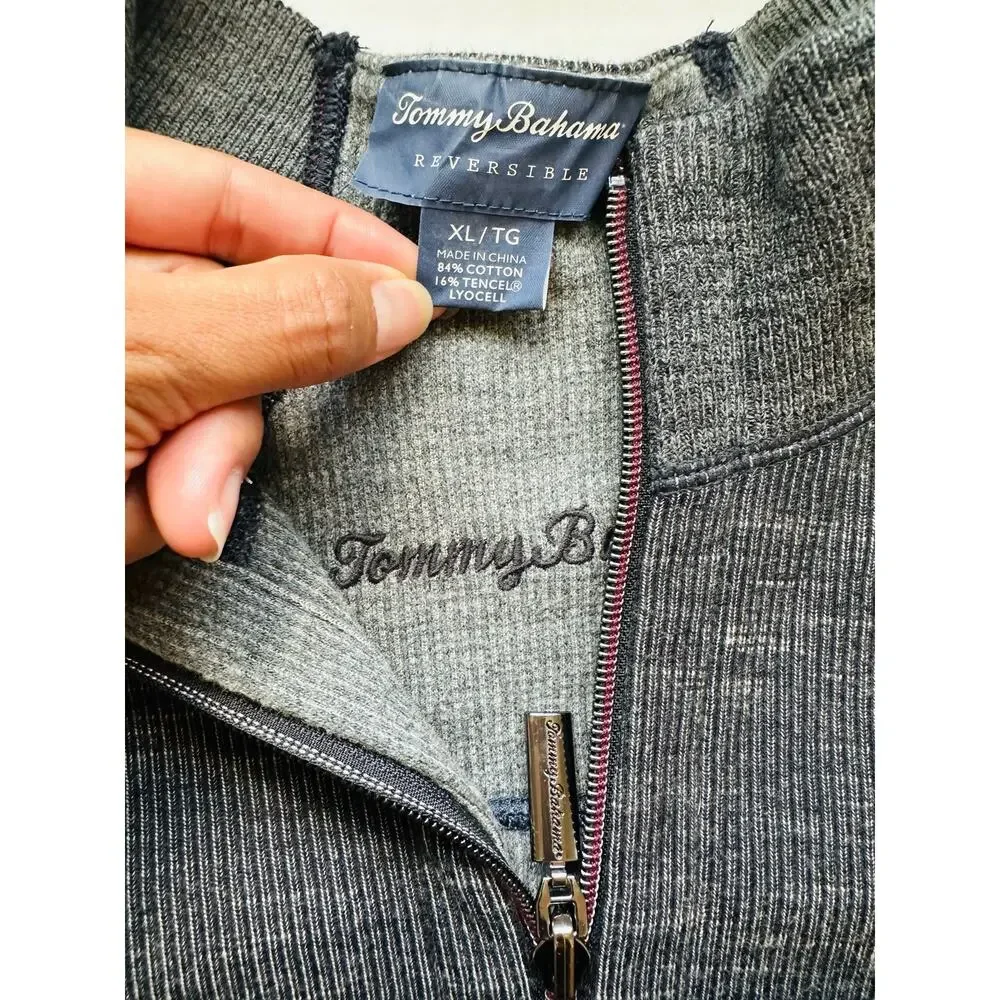 Tommy Bahama Men's Reversible Flipside 1/4 Zip Pullover Sweater Grey XL